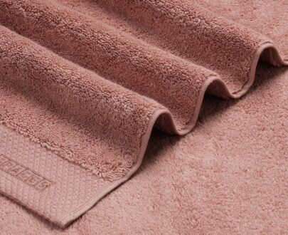 Spaces Luxury Egyption bath towel by Home Culture