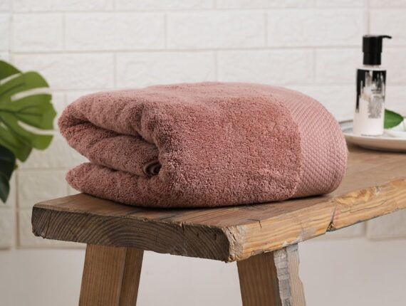 Spaces Luxury Egyption bath towel by Home Culture